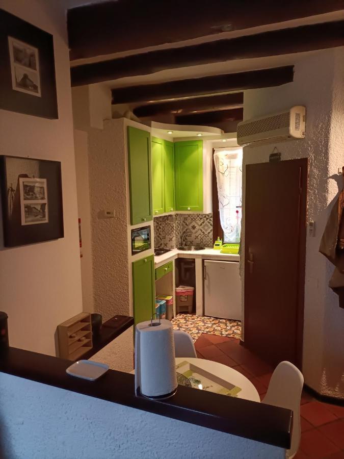 Ferienwohnung Le Due Torri Bologna Exterior foto