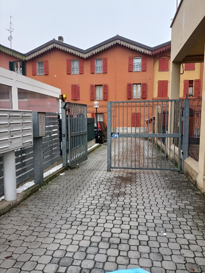 Ferienwohnung Le Due Torri Bologna Exterior foto
